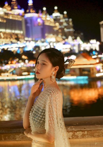 奥特曼免费观看中文版