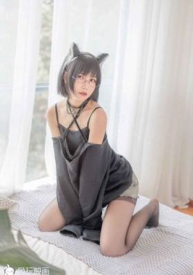 成人四虎影院